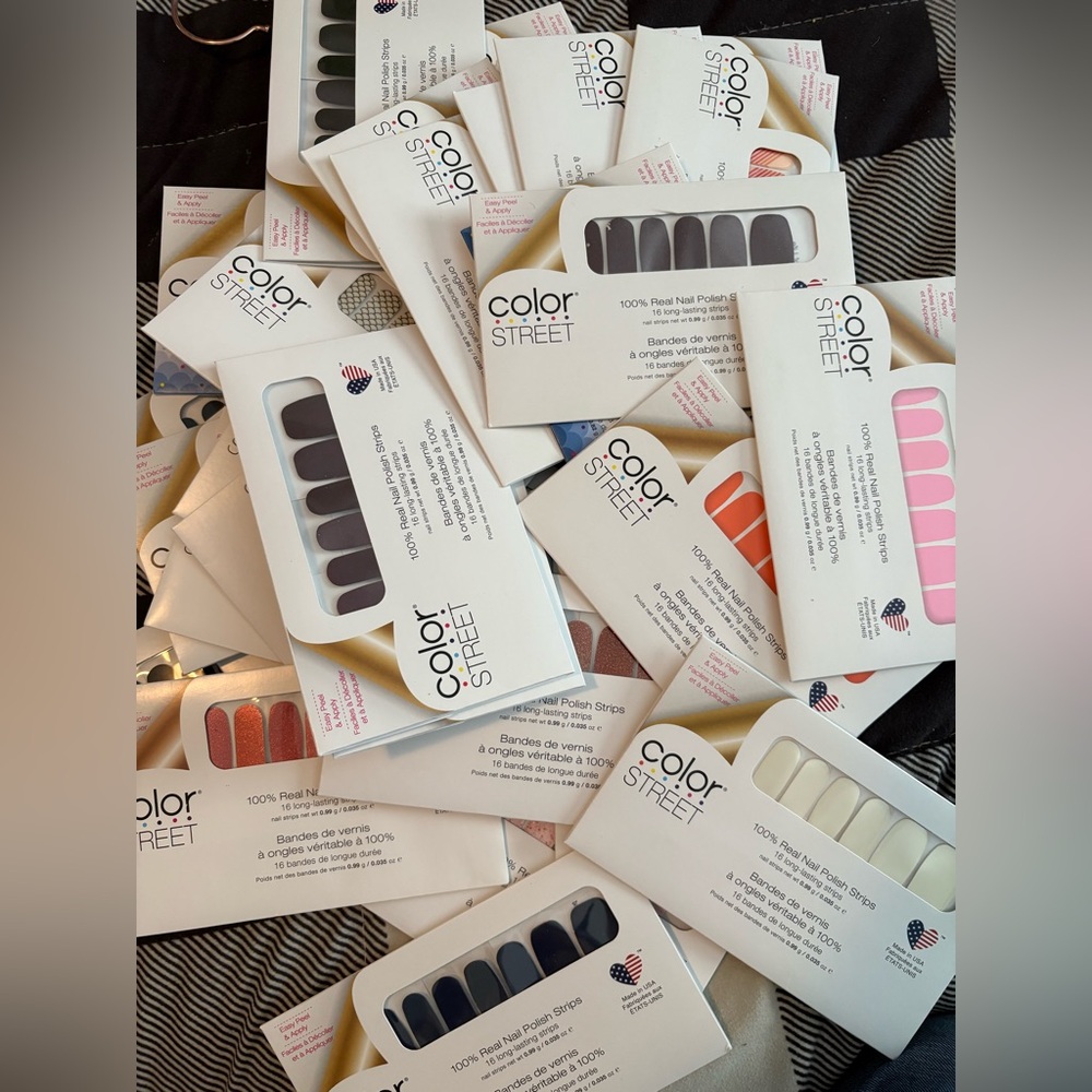 COPY - Color Street LOT OF 50
